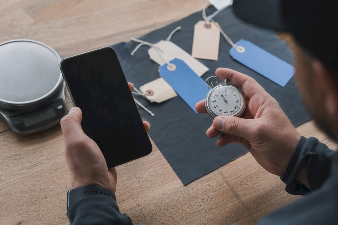 What Is Sourcing Efficiency in Reselling? A Metrics Guide